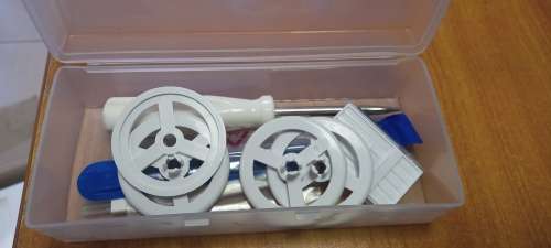 Empisal Over Locker model No. 760C/ 220 - 230V 50Hz/105W